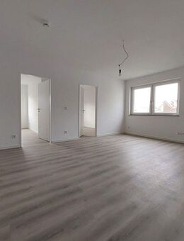 Neu Sanierte 3-Zimmer-Wohnung mit Klimaanlage und Wärmepumpe in Friedberg - Friedberg (Hessen)