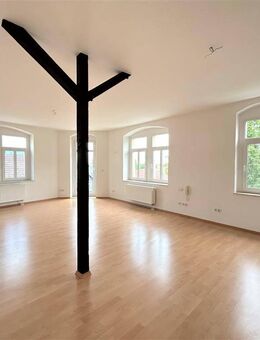 Alles was man braucht, viel Platz, Einbauküche und Balkon - Riesa