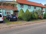 Zweifamilienhaus mit überdachter Terrasse - Hörselberg-Hainich