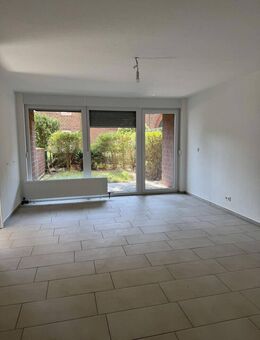 Erstbezug nach Sanierung: Moderne 3-Zimmer-Wohnung mit eigenem Garten - Tönisvorst