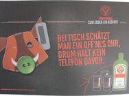 Jägermeister - Platzdeckchen aus Papier 38,5 x 26,8 cm - Bei Tisch schätzt Man EIN Off´NES Ohr, Drum Halt kein Telefon Davor - Doberschütz