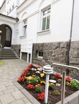 Kleine 2-Raum-Wohnung mit Einbauküche - PKW-Stellplatz - stilvolle Villa - Annaberg-Buchholz! - Annaberg-Buchholz