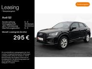 Audi Q2, 40 TFSI qu advanced Parken, Jahr 2024 - Coburg