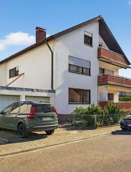 Provisionsfrei: Vermietete Dachgeschosswohnung mit Garage als Renditeobjekt - Stutensee