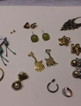 Ohringe Ohrstecker Schmuck Damenschmuck 9 Paar + 3 Einzelohrstecker - Hennef (Sieg) Zentrum