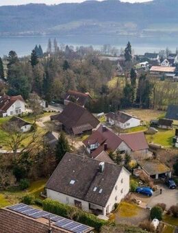 **Traumhaft wohnen mit Seesicht** - Öhningen