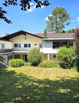 Großzügiges Anwesen inkl. Einliegerwohnung und Baureserve in Brunnthal - Brunnthal