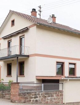 *** Geräumiges Einfamilienhaus mit Aufzug, Anbau, Garten & Fernblick in Ebertsheim *** - Ebertsheim