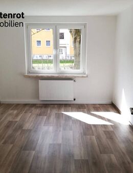 Zeitz- attraktive 3 Zimmerwohnung mit Balkon in ruhiger Wohnsiedlung - Zeitz