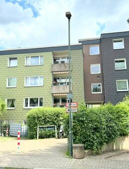 Praktisch geschnittene 3-Zimmer-Wohnung in grüner Umgebung von Düsseldorf-Ludenberg - Düsseldorf