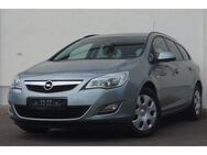 Opel Astra J*Sports Tourer*Design Edition*Klima*PDC* - Berlin