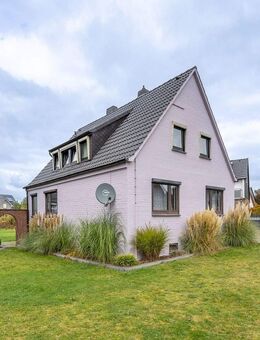 Siedlungshaus mit Vollkeller & großem Grundstück - Syke