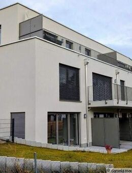 Neubau trifft Lebensqualität: 4-Zi.-WHG in Seenähe mit großem Balkon - Ebersberg