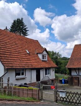 Mülben: Kleines Bauernhaus mit Stall und Scheune - Waldbrunn (Baden-Württemberg)