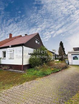 VIEL POTENZIAL AUF GROßEM GRUNDSTÜCK - Doppelhaushälfte im Bungalowstil - Mannheim