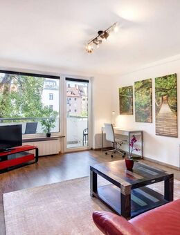 Maxvorstadt: Sonnige 2,5-Zimmer Wohnung in ruhiger Innenhoflage - frei - München
