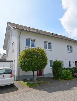 Hürth-Fischenich: Geräumiges Einfamilienhaus mit sonnigem Garten - Hürth