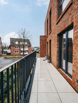** Wohnen mit Weitblick: Stilsichere Wohnung im OG mit KfW 40 EE NH Standard in Delmenhorst!** - Delmenhorst