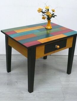 Alter Couchtisch / Beistelltisch Holz im Holzbrett Stil Shabby Bunt Handbemalt - Sinzig