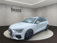 Audi A3, Sportback S line 35 TFSI, Jahr 2023 - Marburg