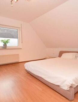 Dachgeschoswohnung mit Garage in ruhiger Siedlungslage in Markhausen - Friesoythe