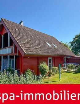 Sackgassenendlage! Gepflegtes Holzhaus mit Garage, Carport, 2 Terrassen und Loggia - Jerrishoe