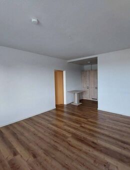 Große 3-Zimmer-Wohnung in der Stadtmitte - Suhl