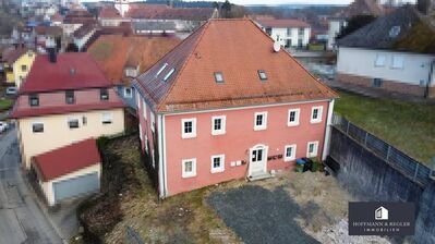 Historisches, saniertes Mehrfamilienhaus in Michelfeld: komplett vermietet