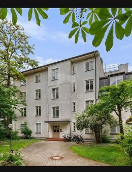 1-Zimmer-Appartement (46 m²) im ruhigen Rückgebäude inkl. Keller & Einbauküche - München