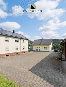 TOP gepflegtes Einfamilienhaus + 1 Zweifamilienhaus + großer Scheune - Oberndorf (Neckar)
