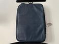Für Reise und Urlaub: Komfortables PICARD Tablet-Case in Blau. in 10787