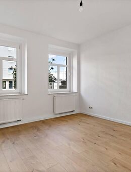 Sanierte 3-Raumwohnung mit Balkon in der Delitzscher Straße! - Halle (Saale)