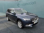 Volvo XC90, Inscription Expression Recharge Plug-In Hybr, Jahr 2021 - München