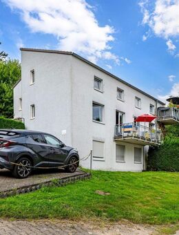 Helle 3-Zimmer-Dachgeschosswohnung mit Balkon, Stellplatz und attraktivem Raumkonzept - Bochum