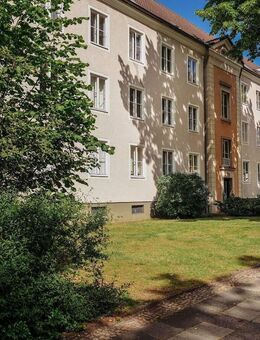 2-Zimmer-Wohnung mit Tageslichtbad // 2.OG links - Wolfsburg