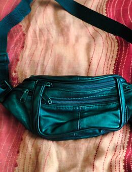 Bauchtasche abzugeben. - Gelsenkirchen