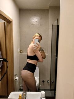 Süße Blondine *PRIVAT BESUCHBAR & HAUSBESUCHE*