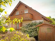 Apartes Einfamilienhaus mit großem Garten, Garage und Stellplätzen - Bell