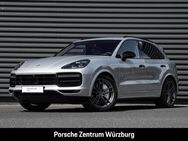 Porsche Cayenne, Turbo SportChrono Int Carbon, Jahr 2018 - Estenfeld