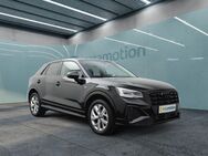 Audi Q2, 35 TFSI s-line, Jahr 2023 - München