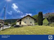 **Schön gelegenes, sanierungsbedürftiges Häuschen mit großem Garten** in Ringelai - Ringelai