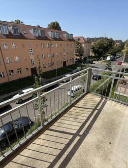bezugsfreie Eigentumswohnung mit Balkon in ruhiger Lage - Berlin