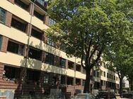 Attraktive 3-Zi-Wohnung mit Süd-Balkon in ruhiger Einbahnstr. nahe des Stadtparks - Hamburg