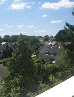 Hochwertig sanierte Altbauwohnung mit Südbalkon - Köln