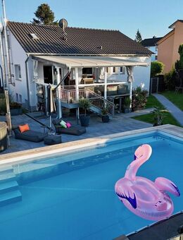 Hohenstein-Holzhausen: Ein Wellness-Einfamilienhaus der Premiumklasse in direkter Wiesenrandlage! - Hohenstein (Hessen)