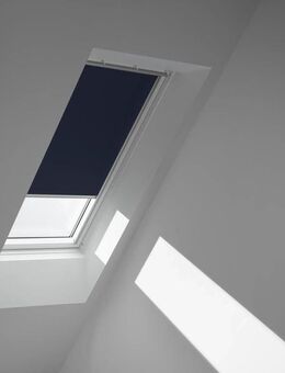 Velux Verdunkelungsrollo DKL S06 1100S Dunkelblau,Schiene alu - Remchingen