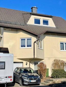 Neuwertiges Zweifamilienhaus mit niedrigem Energiebedarf - Meinerzhagen