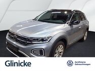 VW T-Roc, 1.5 TSI Style, Jahr 2024 - Kassel