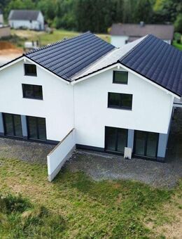 Doppelhaushälfte zum Selbstausbau in Windeck-Hurst! - Windeck