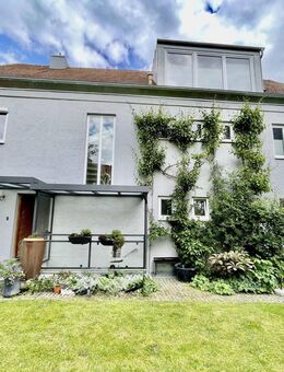 Traumhaftes 1-2 Familienhaus in der Freisinger Innenstadt - Ruhe, Privatsphäre und viel Platz! - Freising